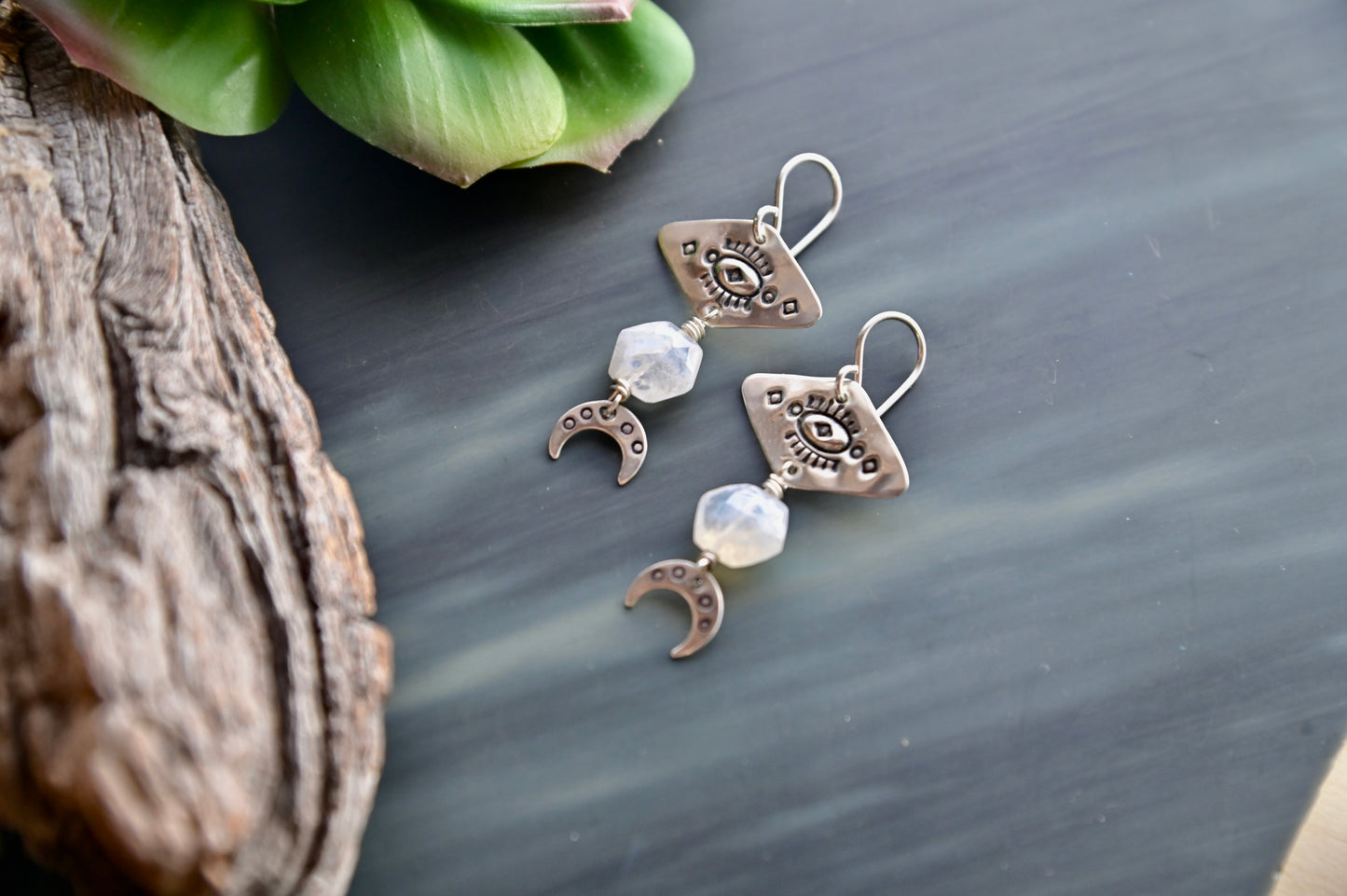 Silver Elements: Moonstone Earrings