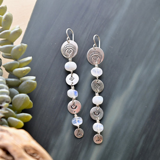 Silver Elements: Moonstone Earrings