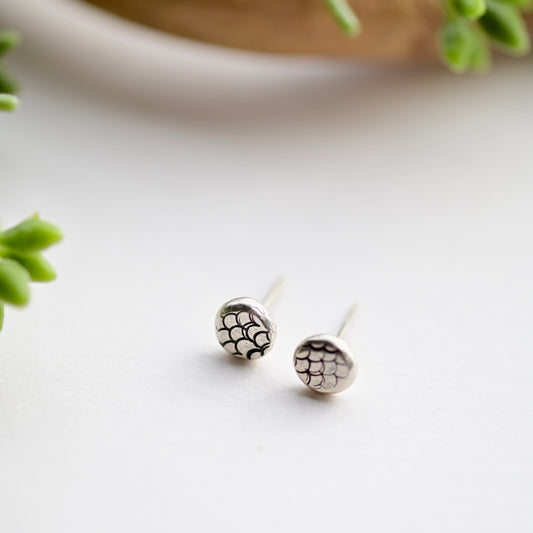 Silver Elements: Scales Stud Earrings